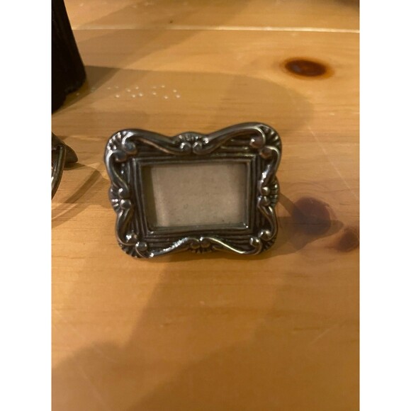 Vintage Picture Frame Napkin Rings - Picture 2 of 7